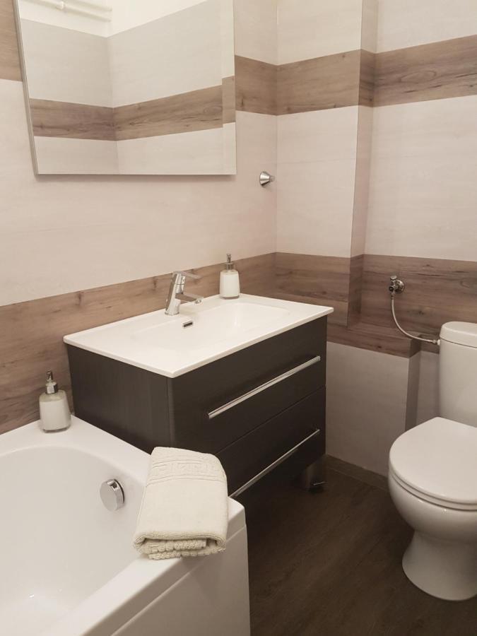 Tópart Apartman Hotel Tapolca Bagian luar foto